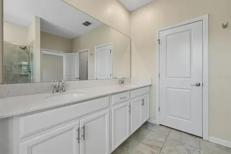 1383 Shinnecock Hills Drive Davenport FL 33896