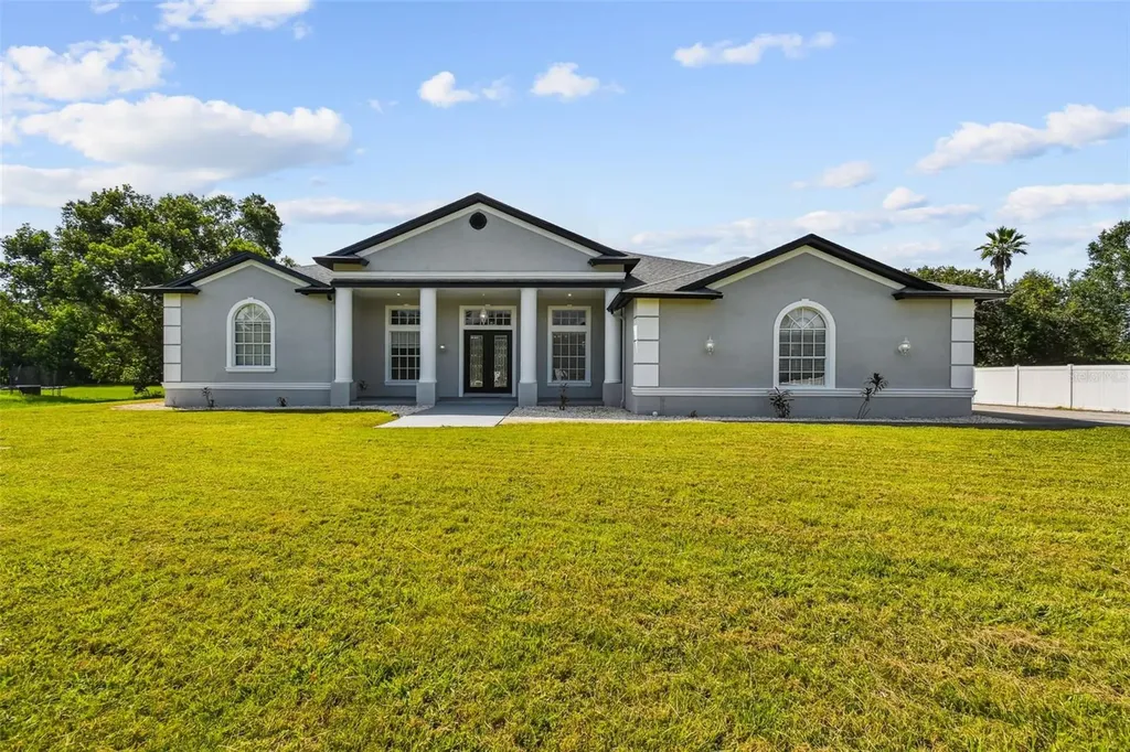 6644 Country Club Road Wesley Chapel FL 33544