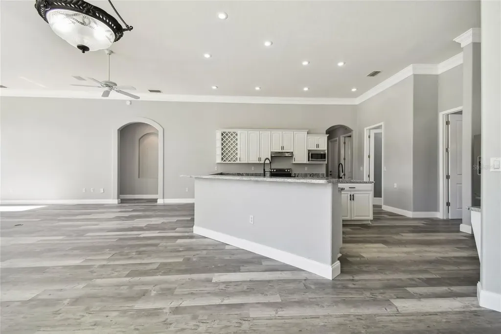 6644 Country Club Road Wesley Chapel FL 33544