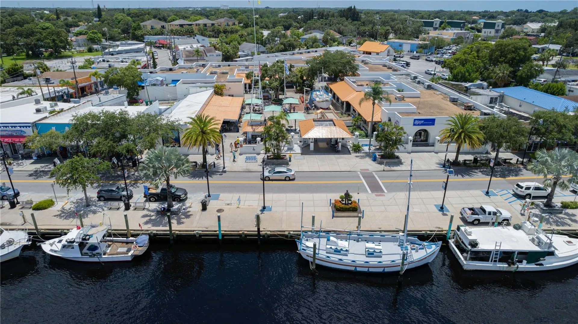 1421 Ridge Terrace Tarpon Springs FL 34689