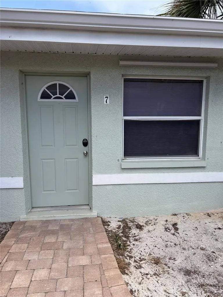 St Petersburg FL 33706