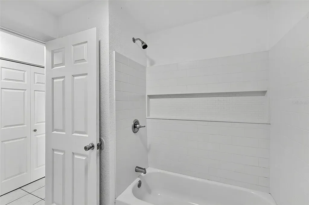 887 Leeward Road Venice FL 34293