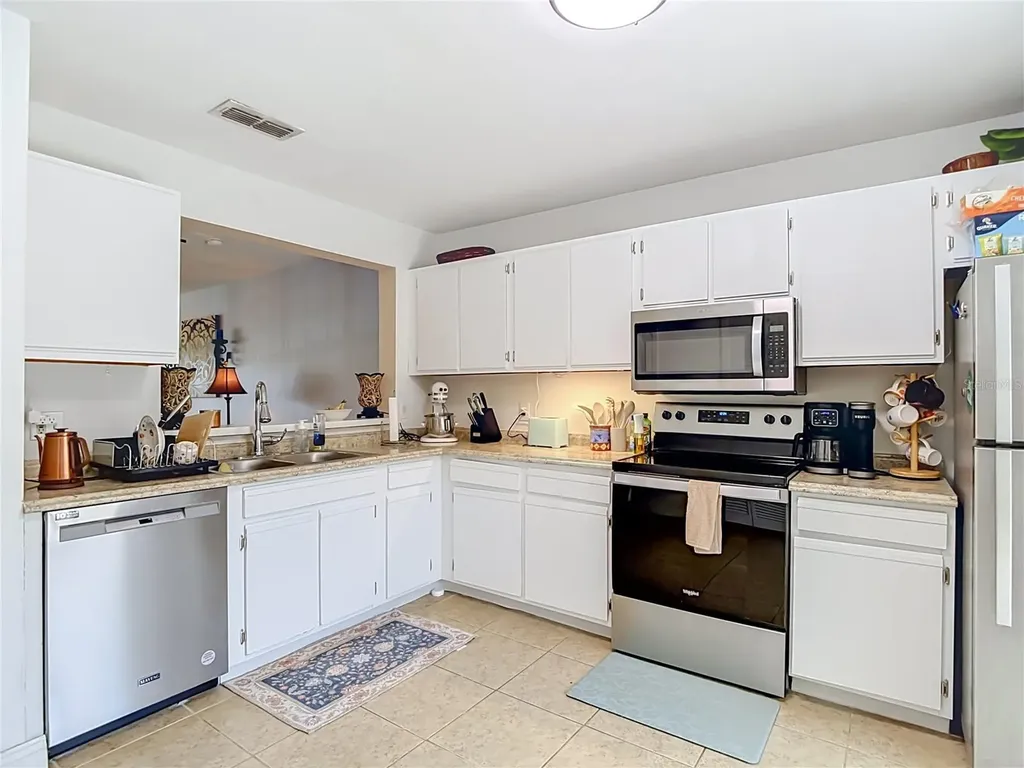 5100 Burchette Road Tampa FL 33647
