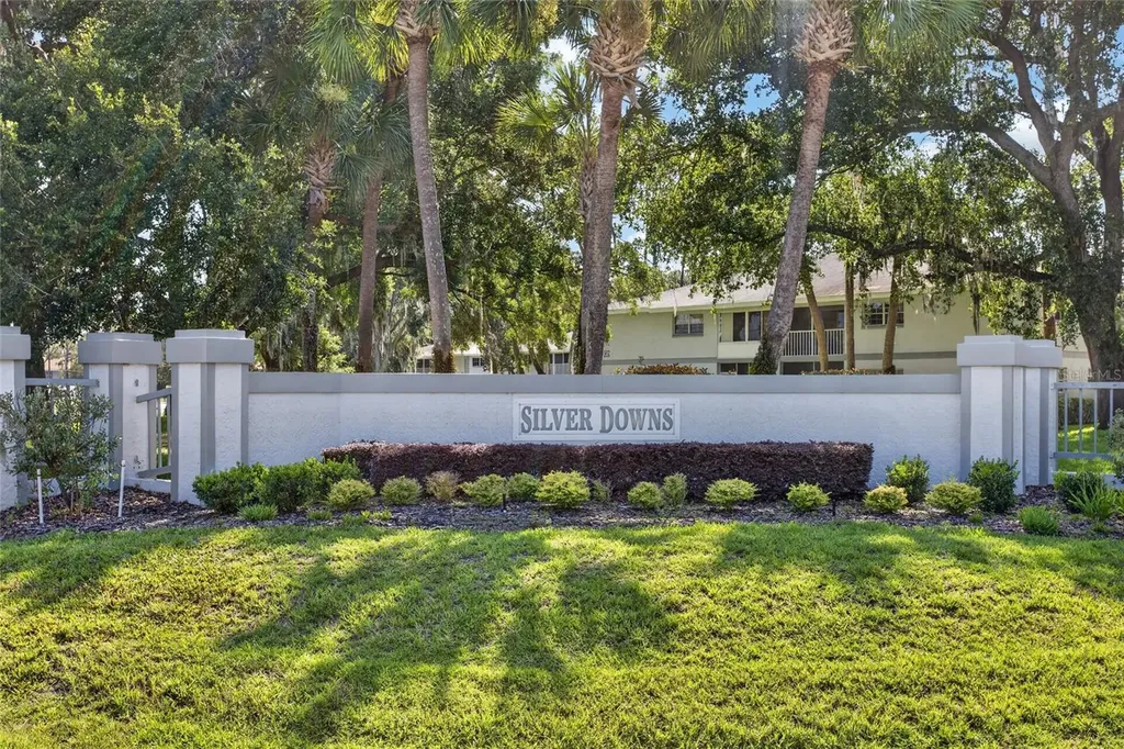 563 Midway Track Ocala FL 34472