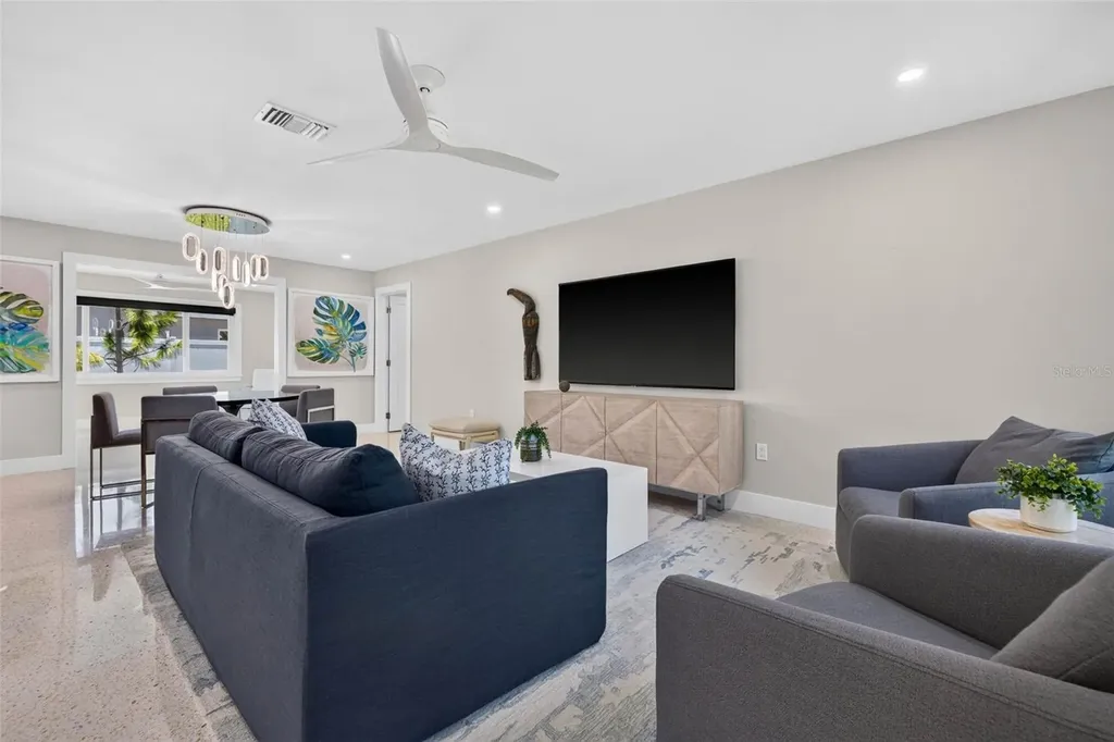 819 59th Avenue St Pete Beach FL 33706