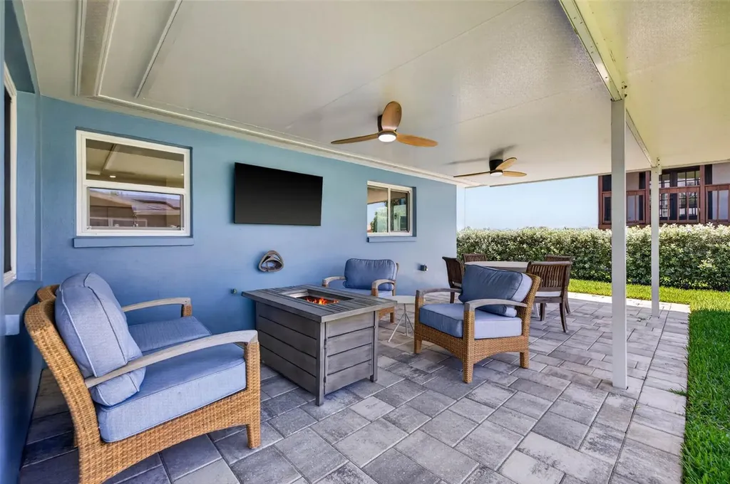 819 59th Avenue St Pete Beach FL 33706