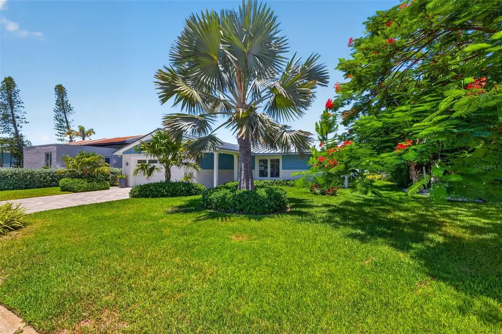 819 59th Avenue St Pete Beach FL 33706