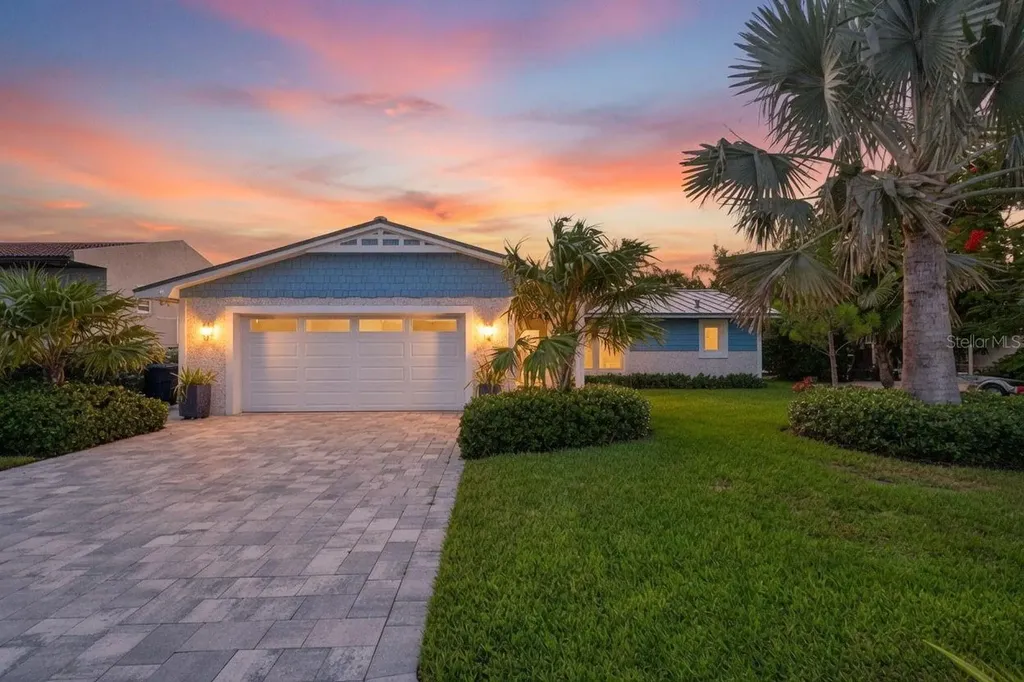 819 59th Avenue St Pete Beach FL 33706