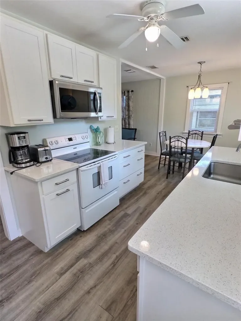 1431 Paloma Lane Dunedin FL 34698