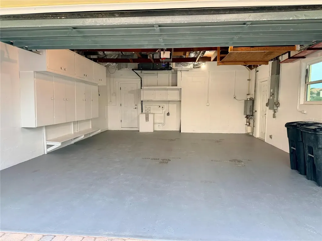 902 Oakwood Drive Largo FL 33770