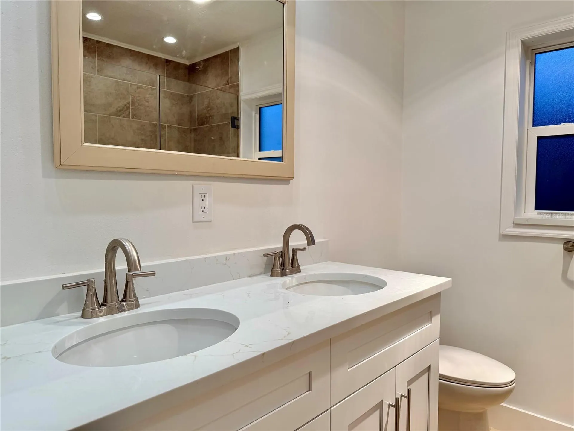 902 Oakwood Drive Largo FL 33770