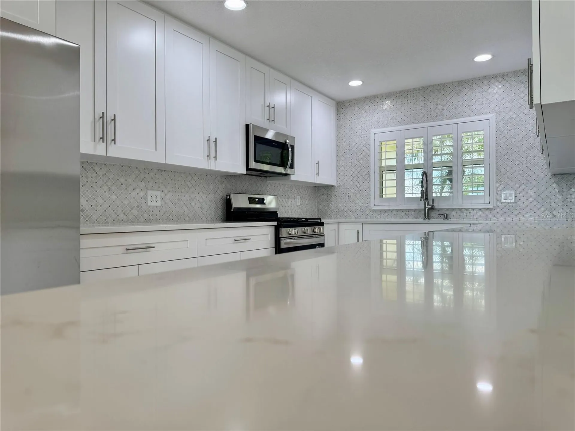 902 Oakwood Drive Largo FL 33770