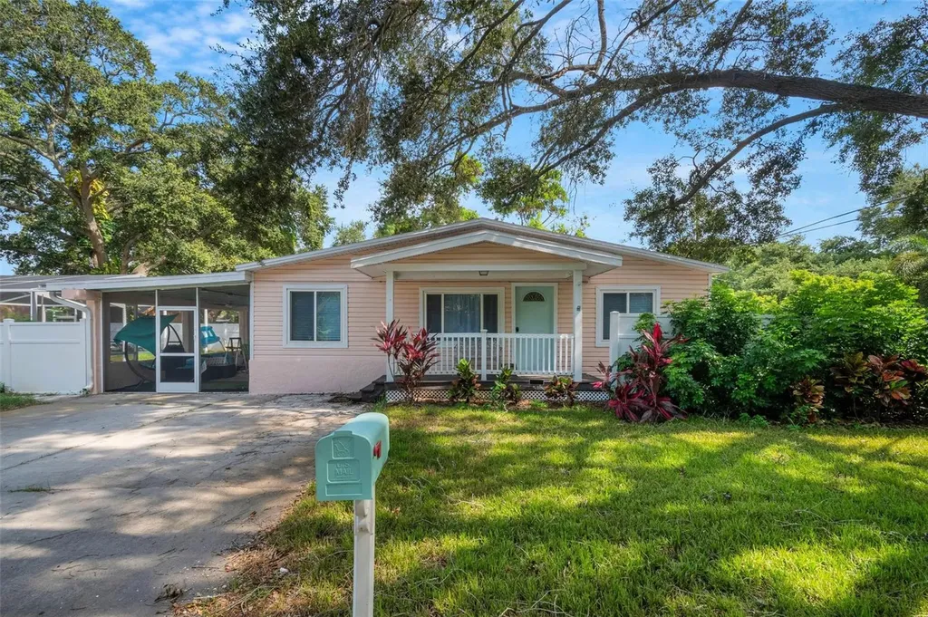1600 Loretta Avenue NW Largo FL 33770