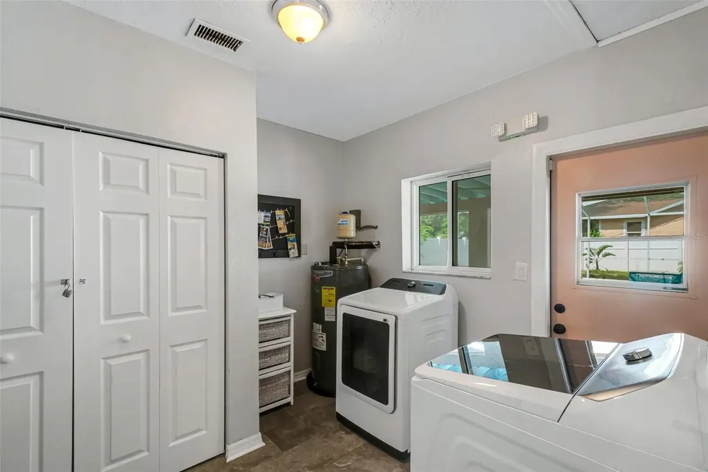 1600 Loretta Avenue NW Largo FL 33770