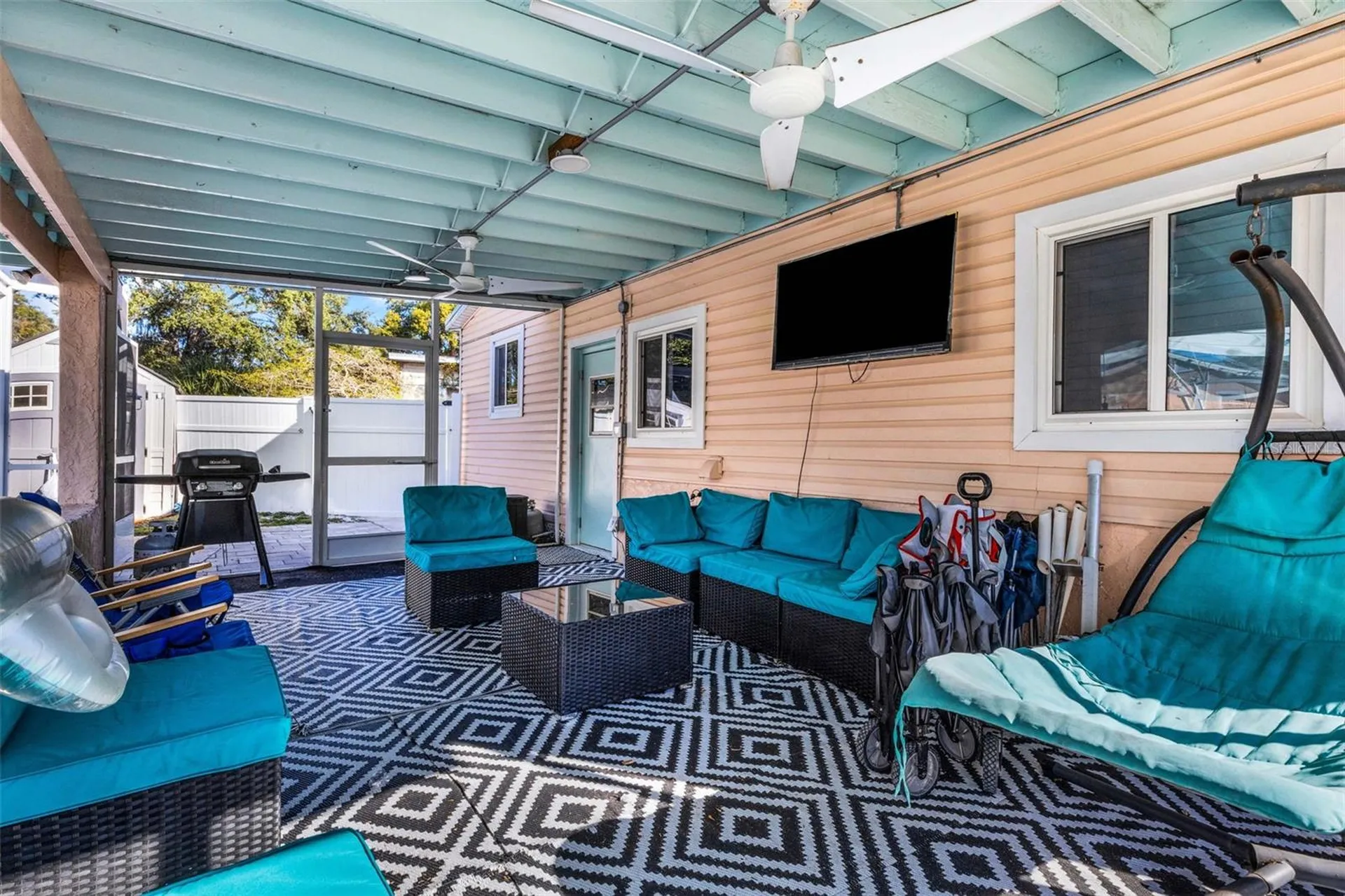 1600 Loretta Avenue NW Largo FL 33770