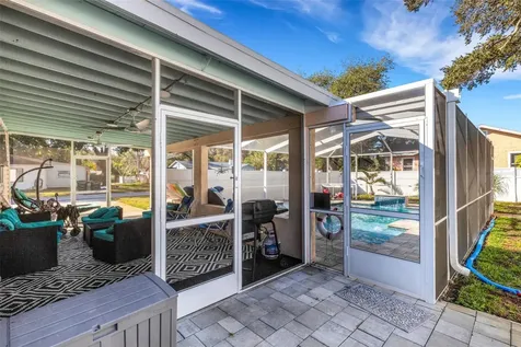 1600 Loretta Avenue NW Largo FL 33770