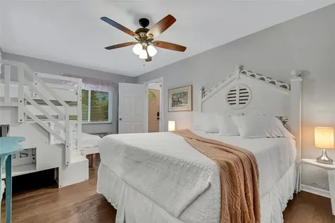 1600 Loretta Avenue NW Largo FL 33770