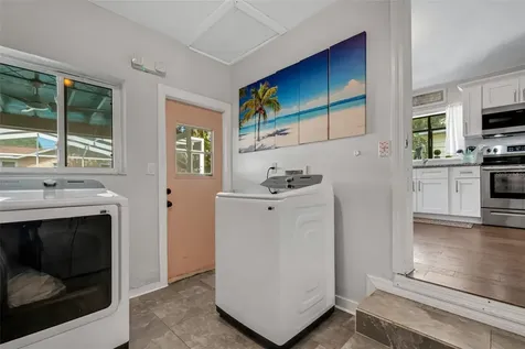 1600 Loretta Avenue NW Largo FL 33770