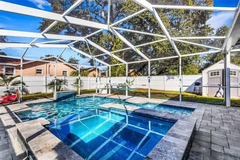 1600 Loretta Avenue NW Largo FL 33770