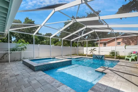 1600 Loretta Avenue NW Largo FL 33770