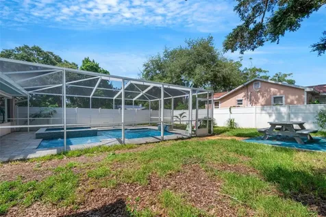 1600 Loretta Avenue NW Largo FL 33770
