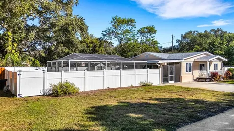 1600 Loretta Avenue NW Largo FL 33770