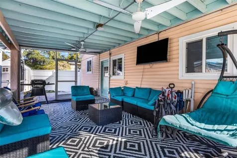 1600 Loretta Avenue NW Largo FL 33770