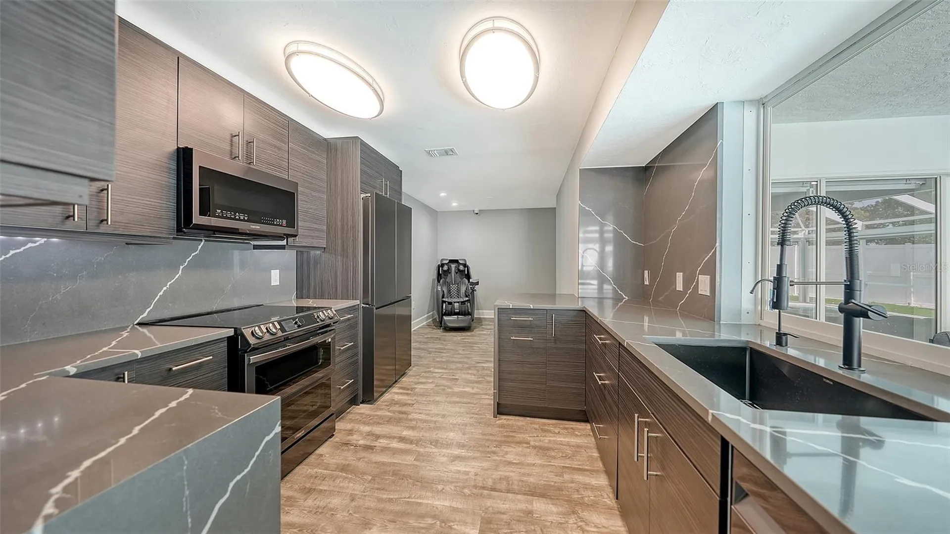2828 Suncrest Drive Sarasota FL 34239