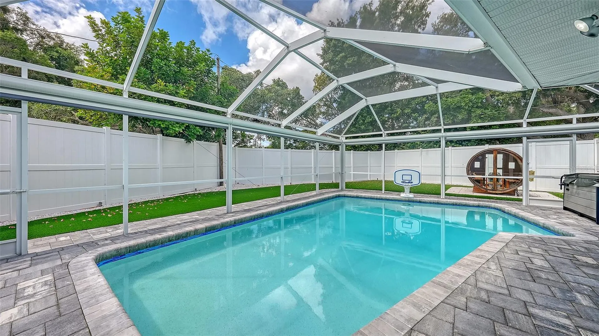 2828 Suncrest Drive Sarasota FL 34239