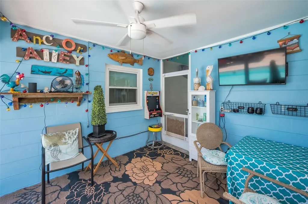 305 15th Avenue Indian Rocks Beach FL 33785