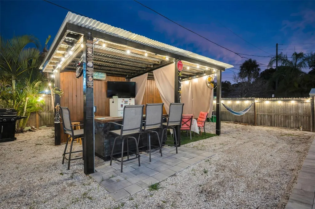 305 15th Avenue Indian Rocks Beach FL 33785