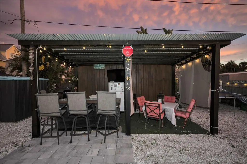 305 15th Avenue Indian Rocks Beach FL 33785