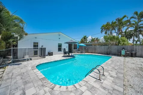 305 15th Avenue Indian Rocks Beach FL 33785
