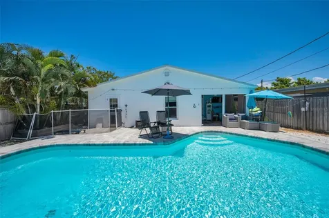 305 15th Avenue Indian Rocks Beach FL 33785