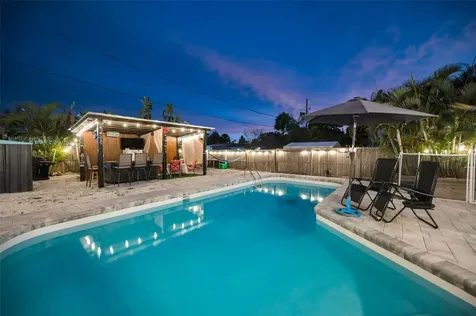 305 15th Avenue Indian Rocks Beach FL 33785