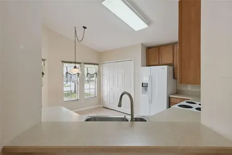 427 Sycamore Springs Street Debary FL 32713