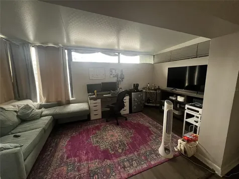 14405 Burgundy Square Tampa FL 33613