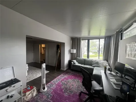 14405 Burgundy Square Tampa FL 33613