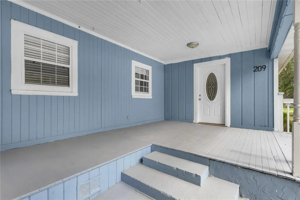 209 SE 47th Street Gainesville FL 32641