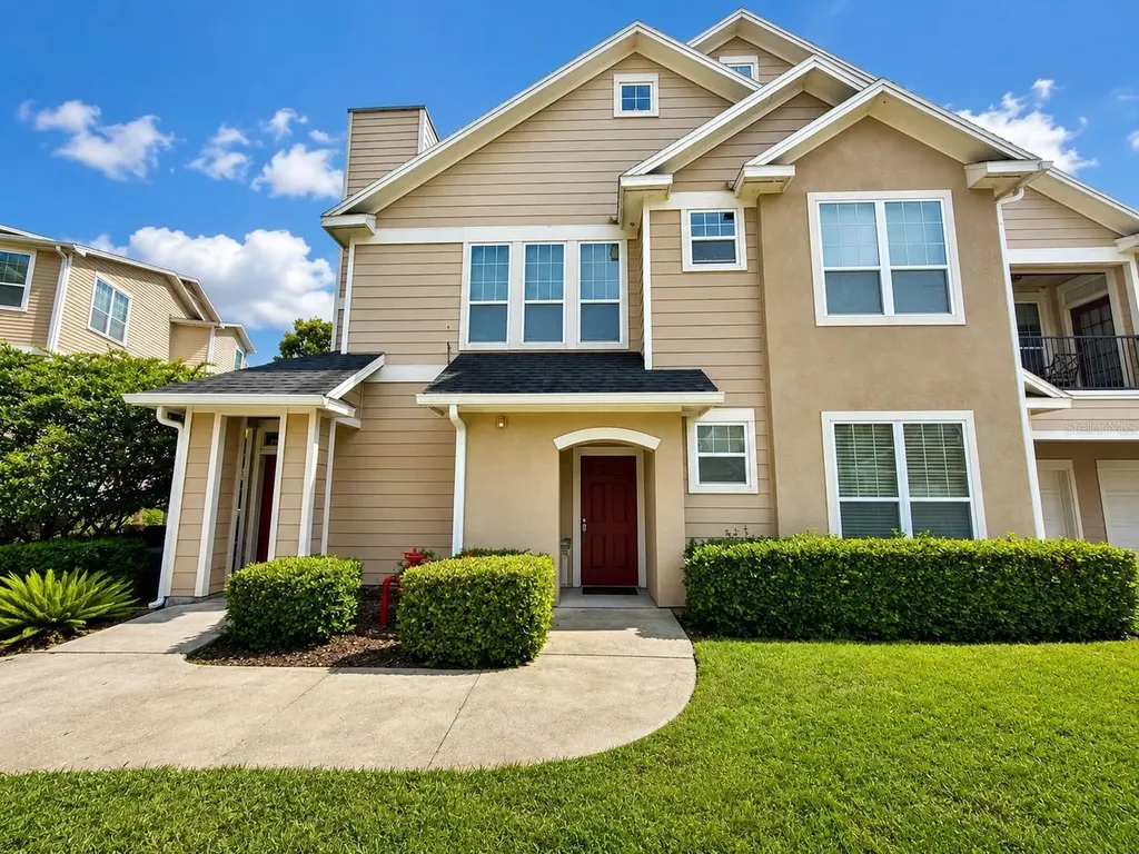 1975 Erving Circle Ocoee FL 34761
