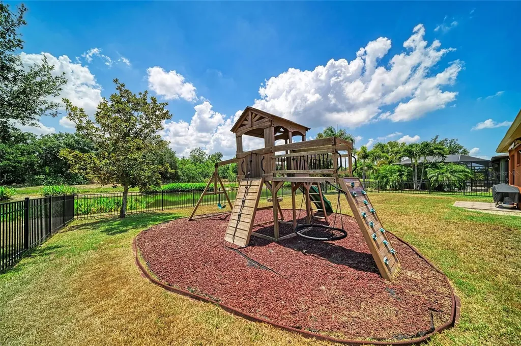 316 Star Shell Drive Apollo Beach FL 33572