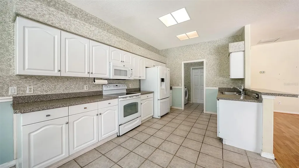 7287 38th Court E Sarasota FL 34243