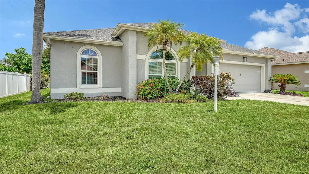 7287 38th Court E Sarasota FL 34243