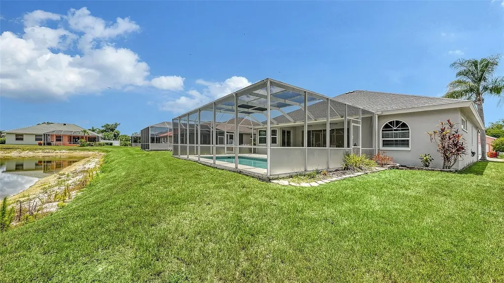 7287 38th Court E Sarasota FL 34243