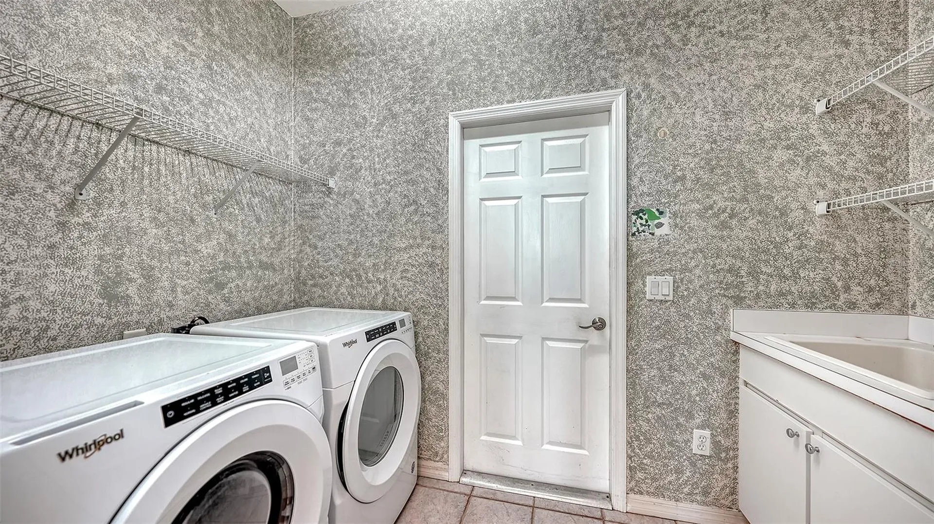 7287 38th Court E Sarasota FL 34243