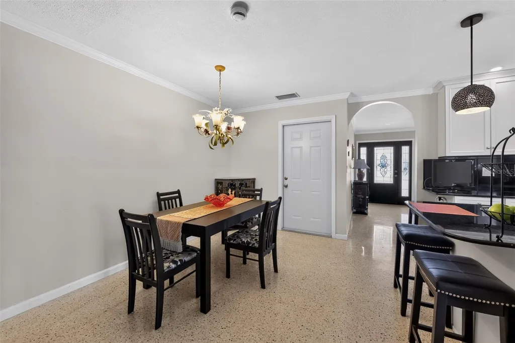 100 59th Avenue S St Petersburg FL 33705