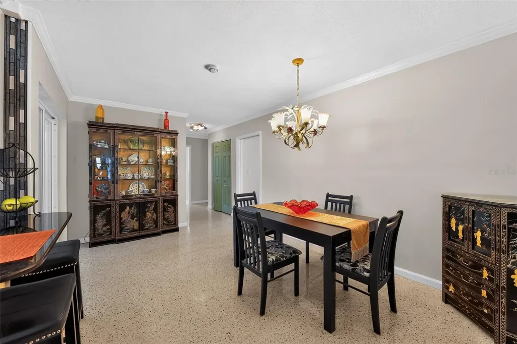 100 59th Avenue S St Petersburg FL 33705