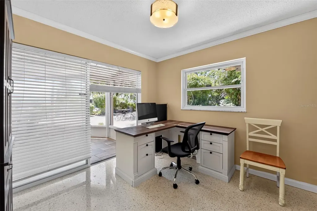 100 59th Avenue S St Petersburg FL 33705