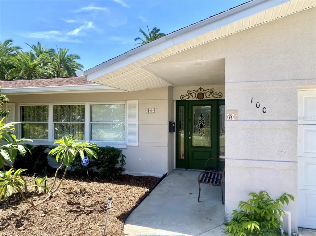 100 59th Avenue S St Petersburg FL 33705