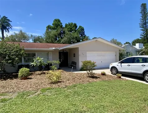100 59th Avenue S St Petersburg FL 33705